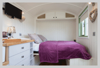 luxury self catering accommodation glastonbury